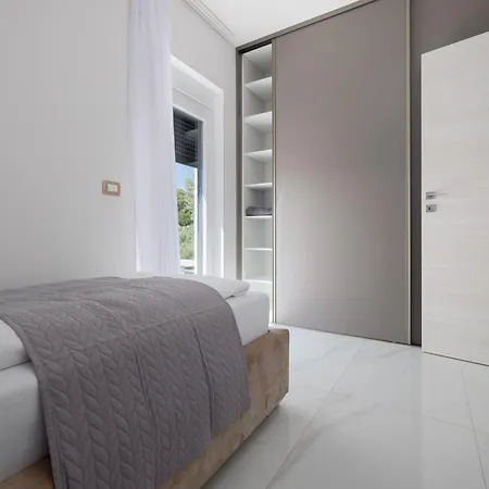 Stanic Villa
